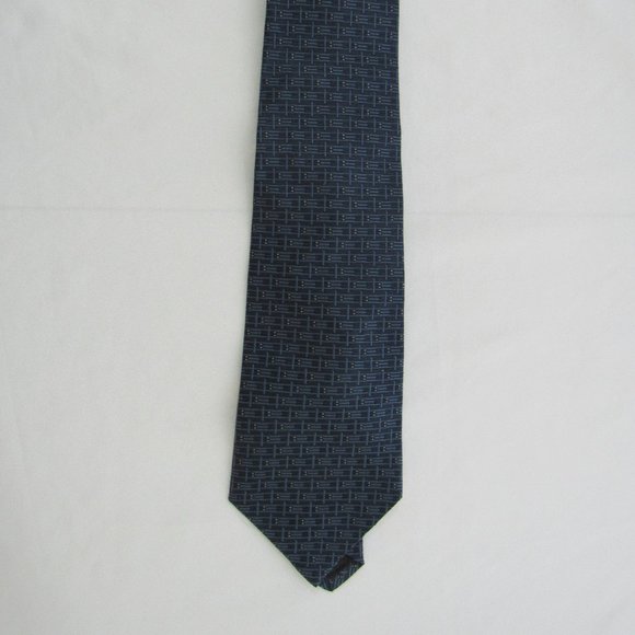 Bugatti Tie - Men's Blue Basket Weave Pattern, 100% Silk Necktie 3.5 in X 58 in - Picture 5 of 5